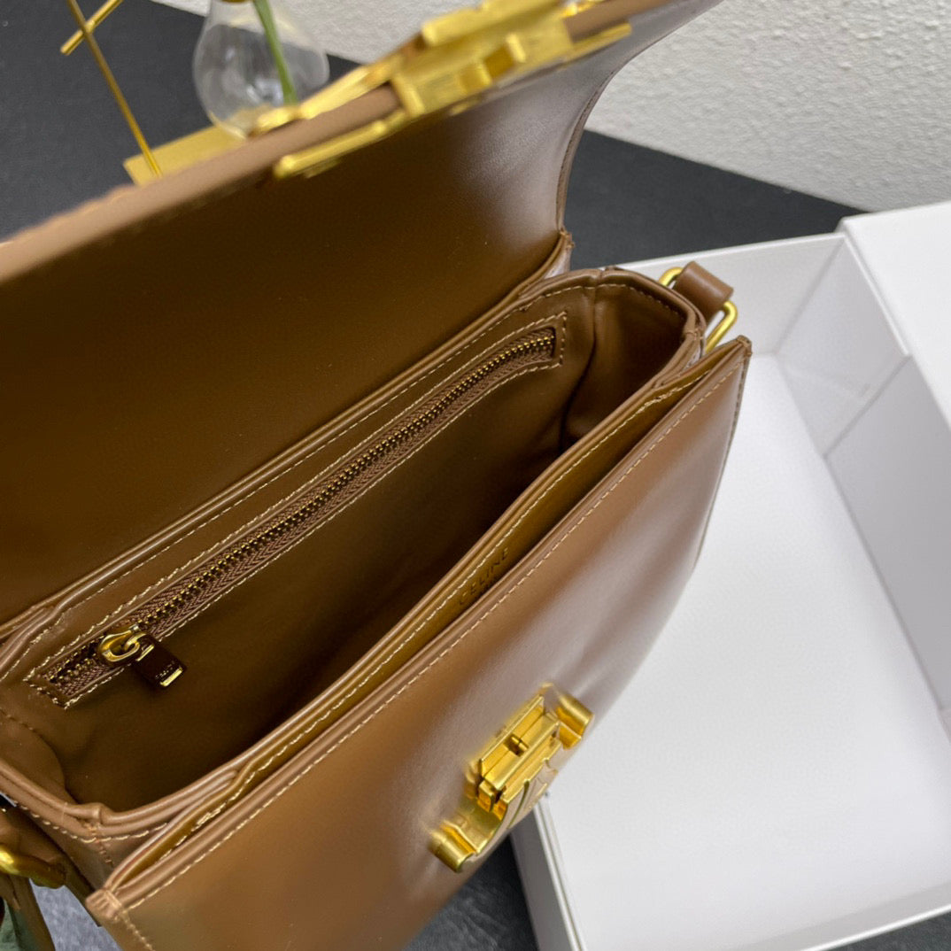 Arc de Triomphe Saddle Bag