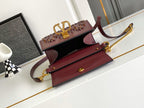 V-SLING Handcrafted Pompom Bag | 9911 MTX