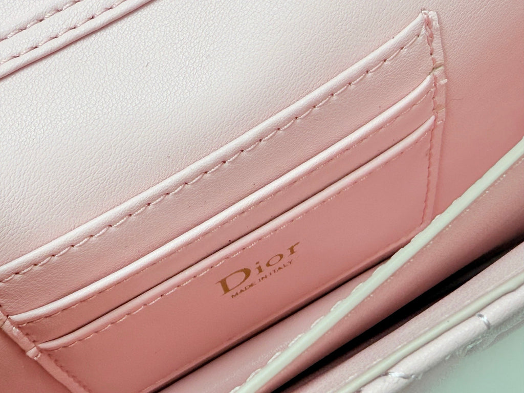 D Bow Top Handle Crossbody Bag