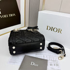 Classic Lady Bow Top-Handle Bag 26ss