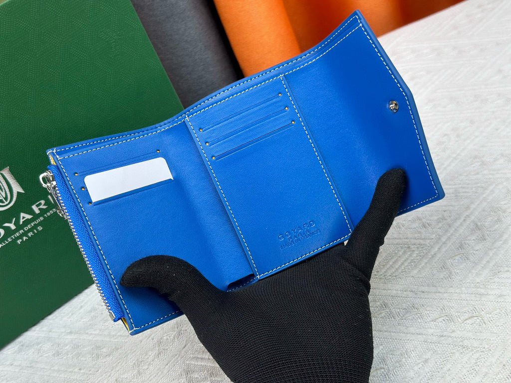 Classic Tri-Fold Wallet & Card Holder