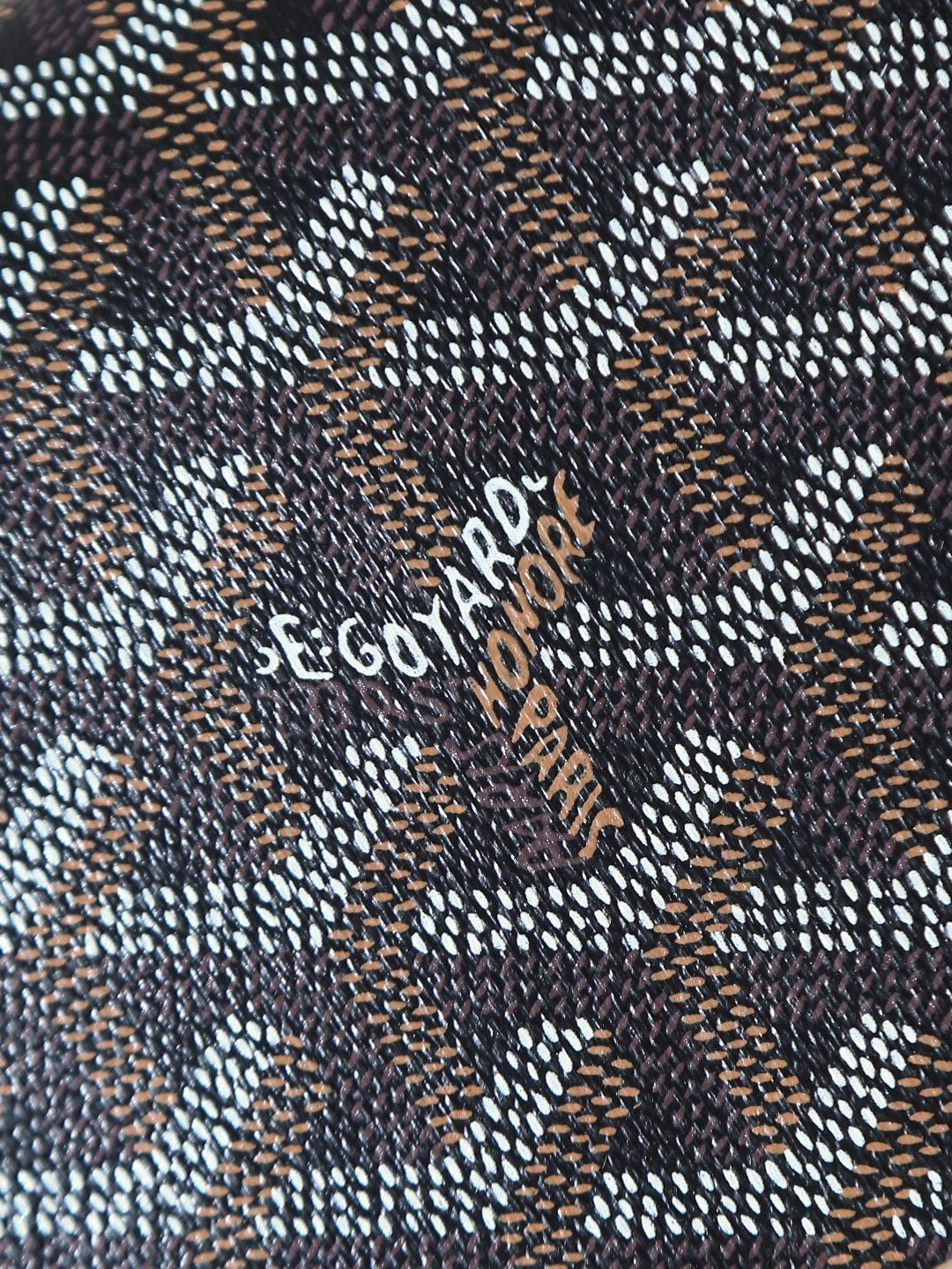 The Monte-Carlo Pouch (Premium Quality)