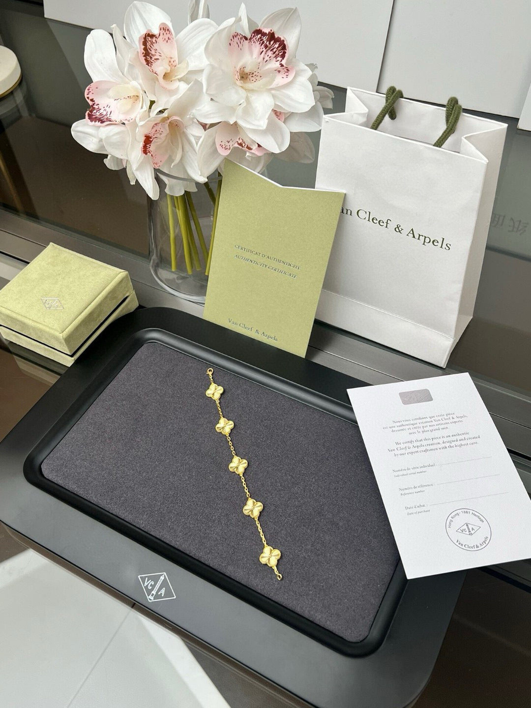 Laser-Engraved Five-Flower Bracelet (Premium quality)