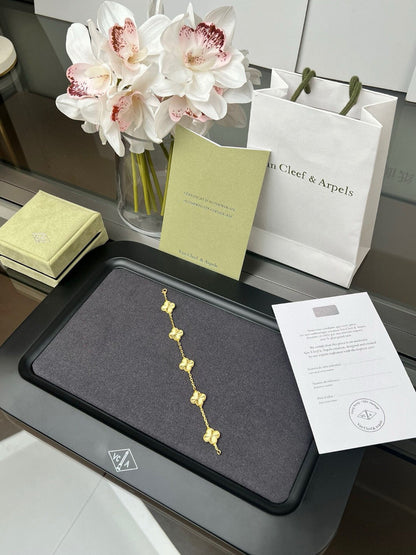 Laser-Engraved Five-Flower Bracelet (Premium quality)