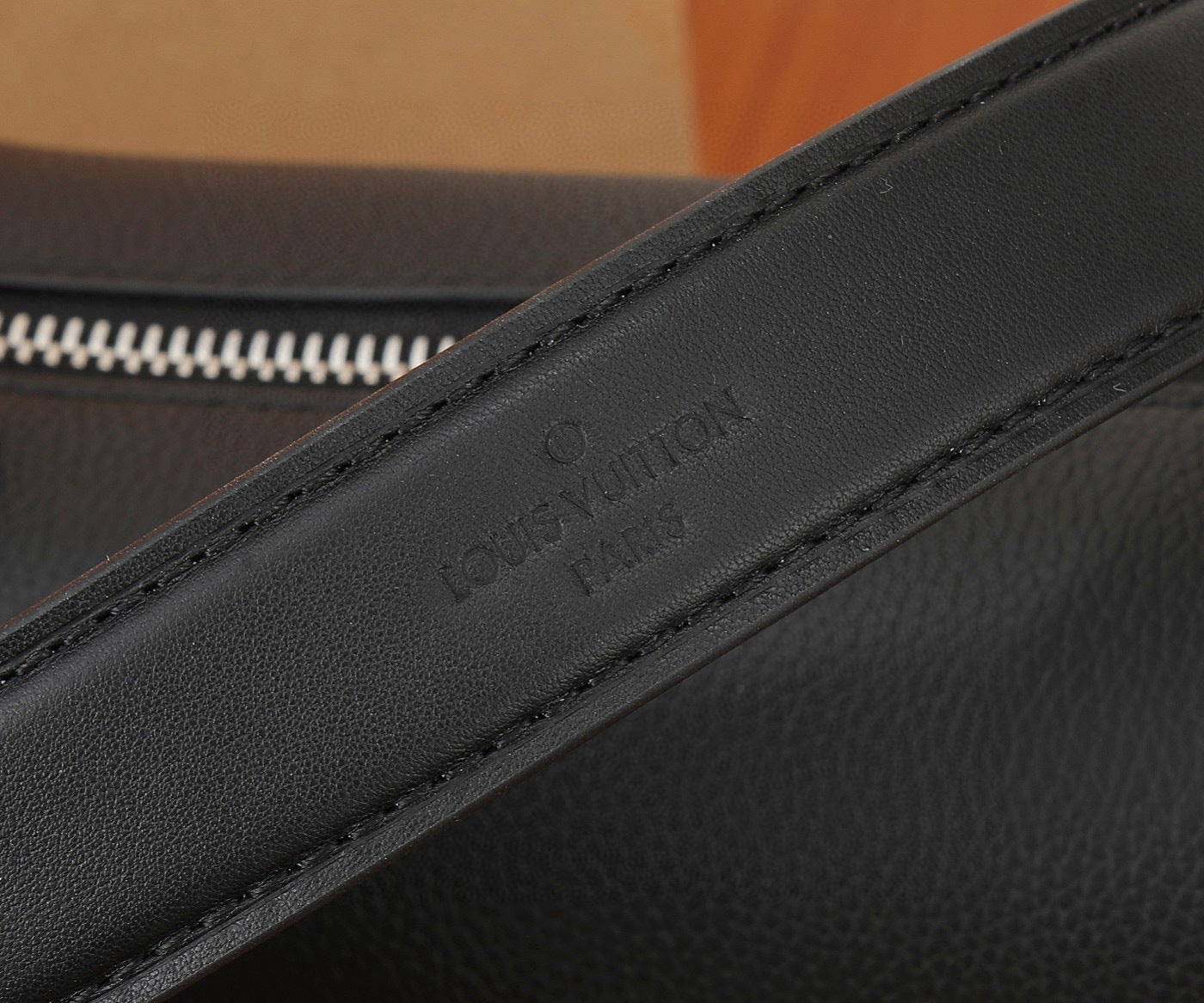Side Trunk Medium Handbag (Premium Quality)