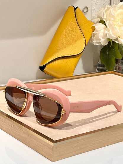 Discover Style and Protection: LO*E*WE Cateye Sunglasses