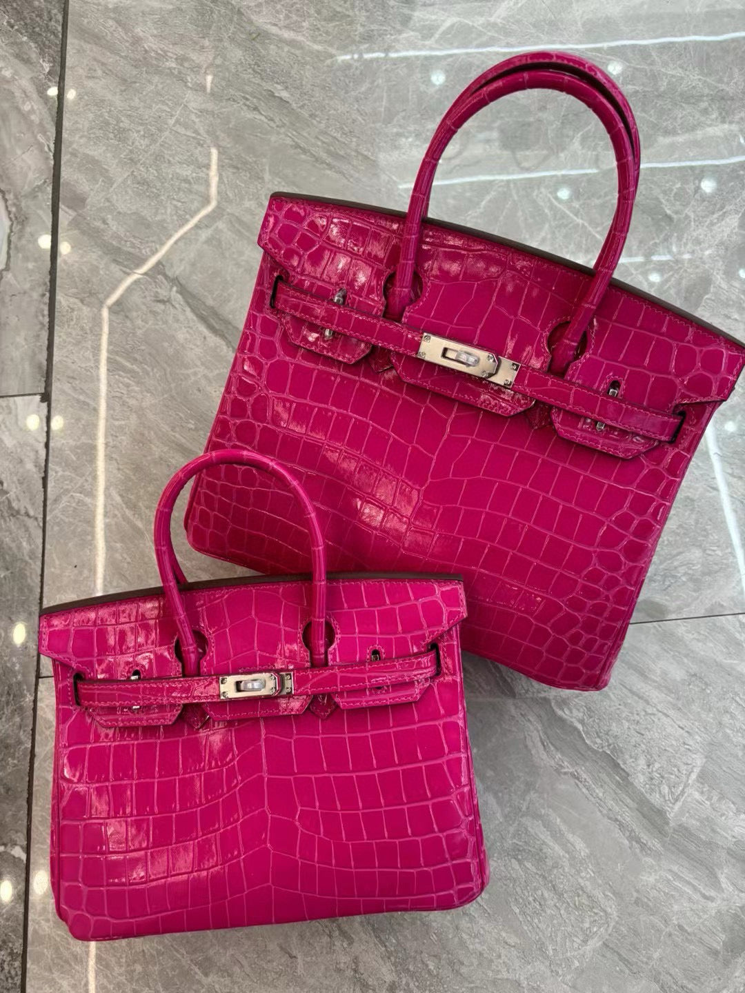 Her*mes Crocodile Pattern Birkin Bag