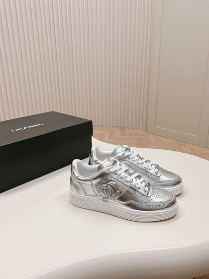 ChNL 23C Early Spring Resort Collection Sneakers