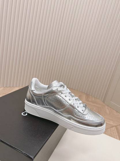 ChNL 23C Early Spring Resort Collection Sneakers