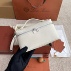L19 Lr Pian Clutch Bag