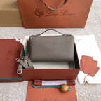 L19 Lr Pian Clutch Bag