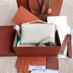 L19 Lr Pian Clutch Bag