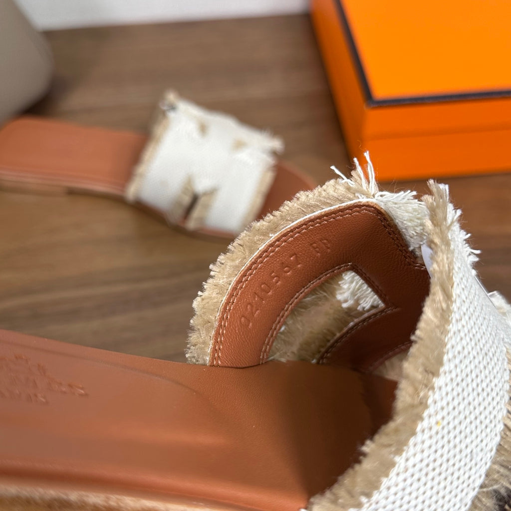 Luxury Oran-Style Velvet Sandals