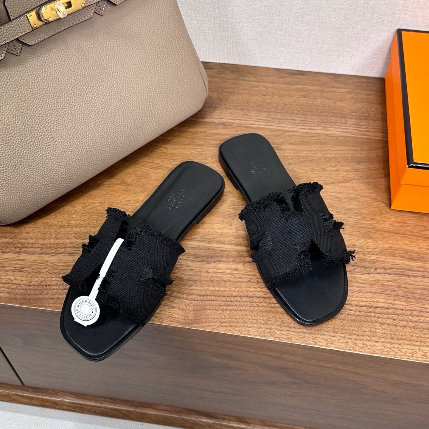 Luxury Oran-Style Velvet Sandals