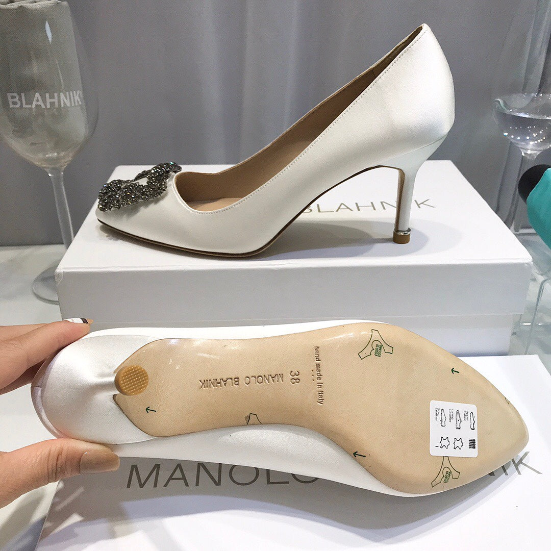 Upgraded Crystal Buckle Heels – Timeless Elegance ✨