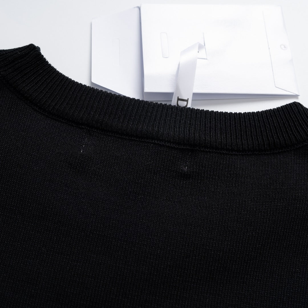D- Logo Embroidered Short Sleeve T-Shirt