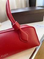 Sleek "Le Teckel" Style Shoulder Bag (Premium Quality)