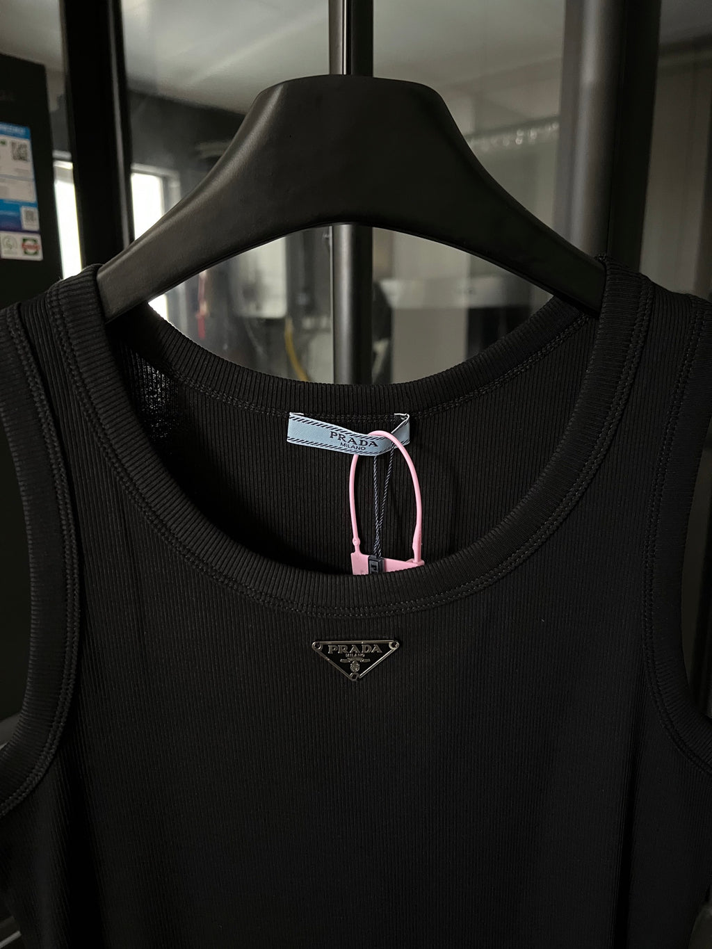 Women's Sleeveless Ribbed Tank Top