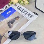 Cat-Eye Oversized Sunglasses – Summer Edition