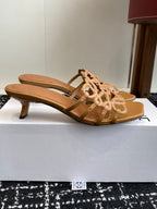 Elegant Summer Slides – Minimalist Leather Comfort