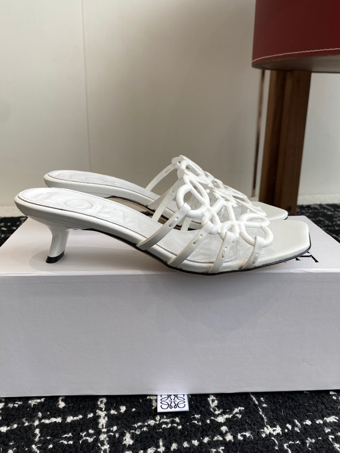 Elegant Summer Slides – Minimalist Leather Comfort