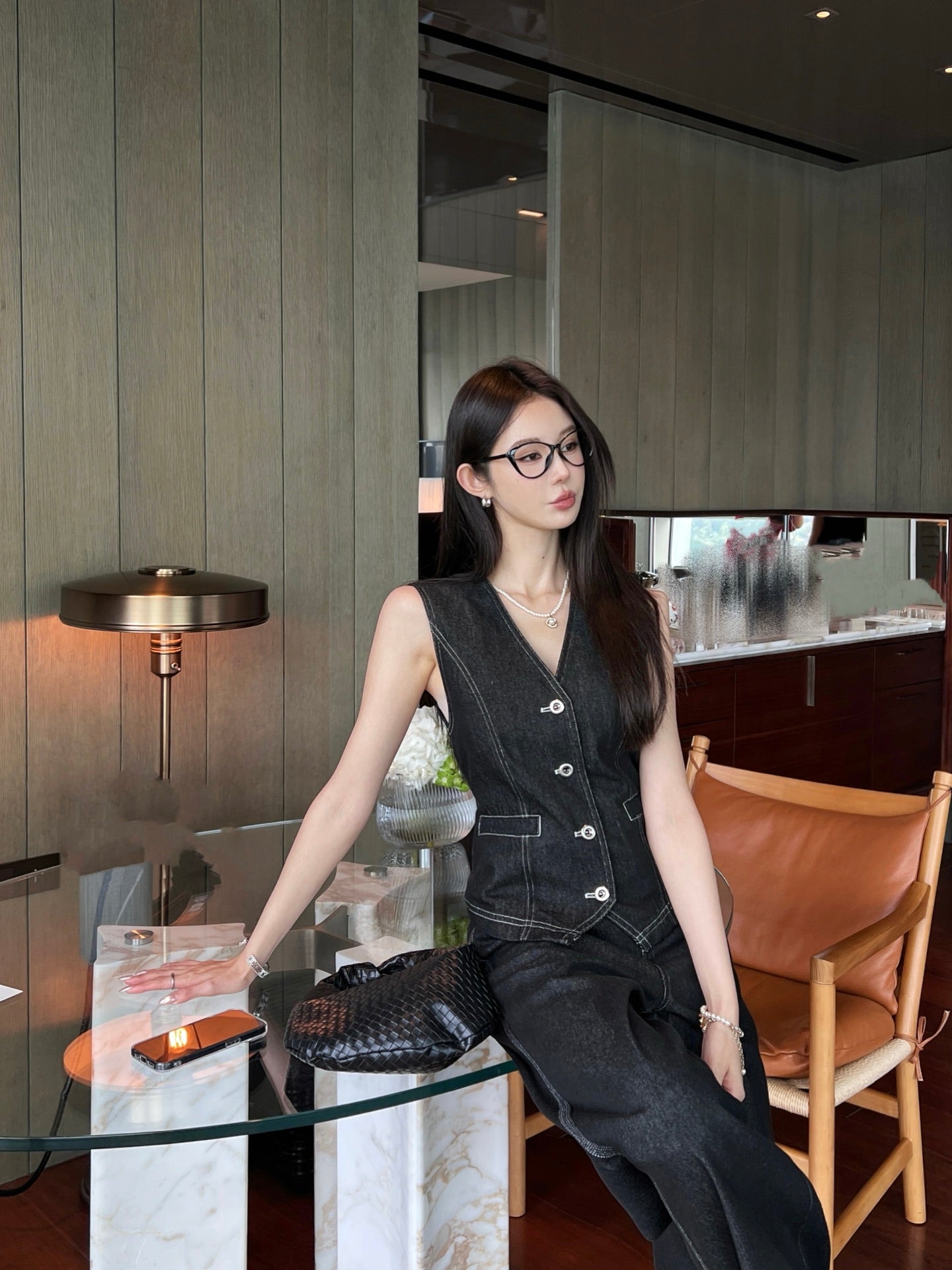 Two-Piece Contrast Stitch Denim Set – Vest & Pants