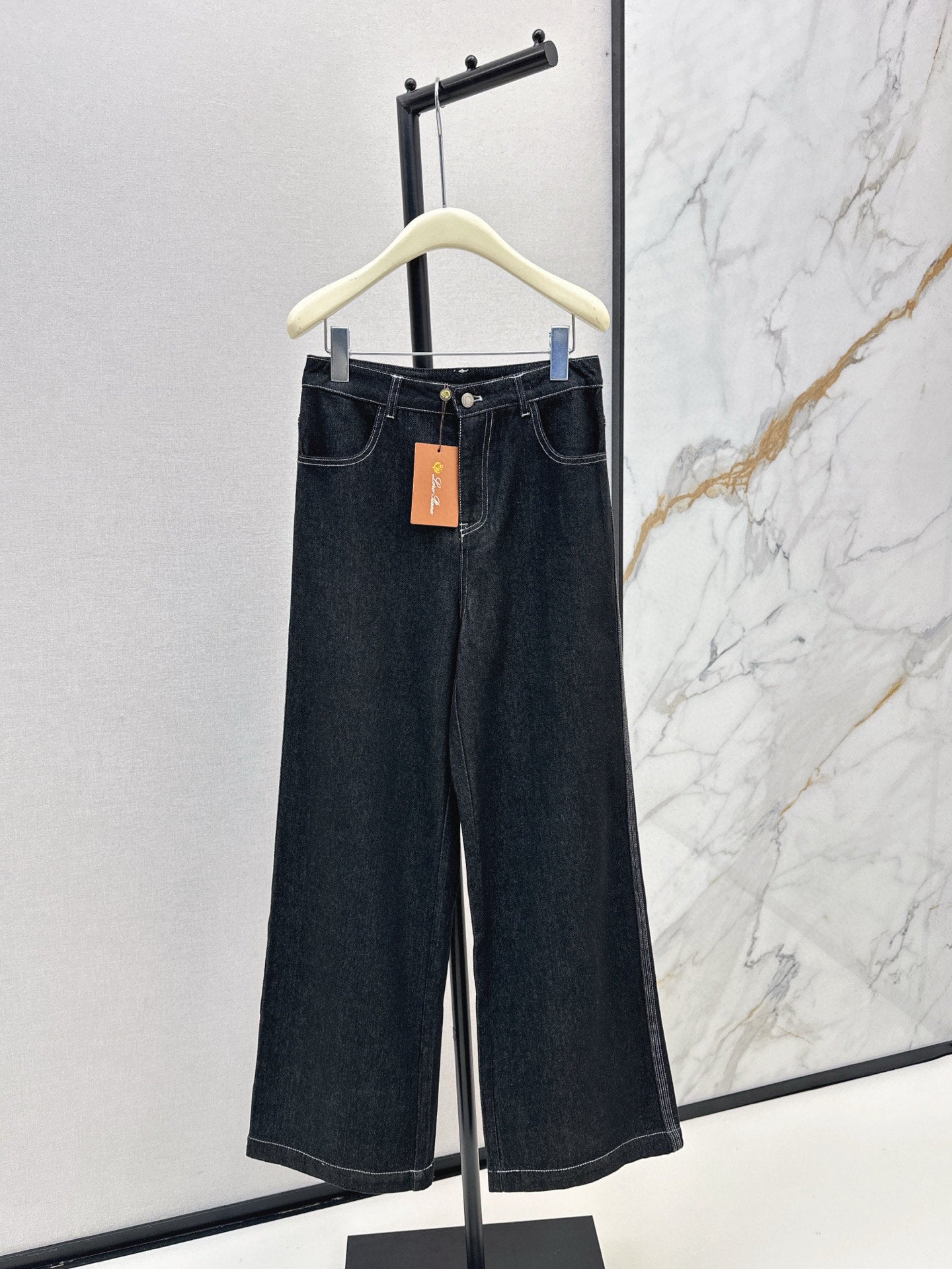 Two-Piece Contrast Stitch Denim Set – Vest & Pants