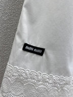 Lace-Embroidered Cropped Trousers