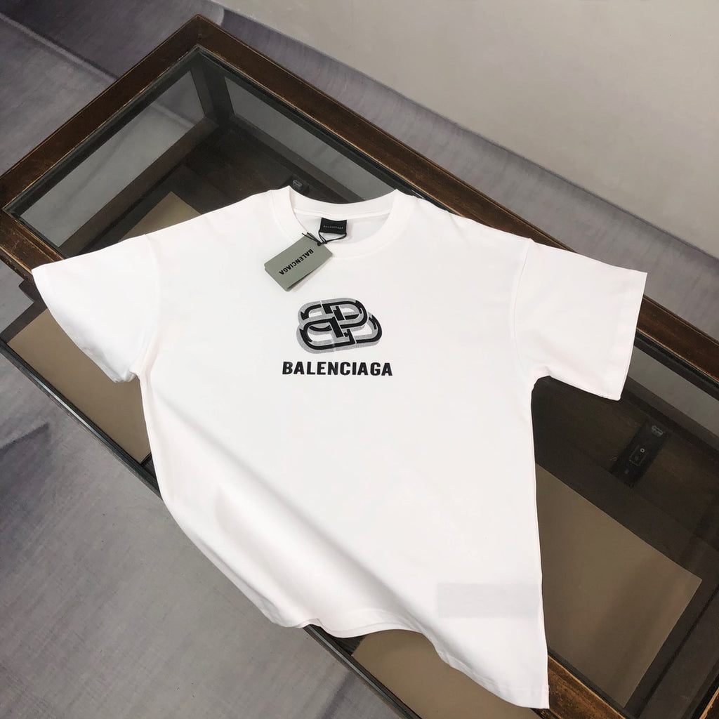 Unisex Oversized Cotton Tee – Bold Minimalist Edition