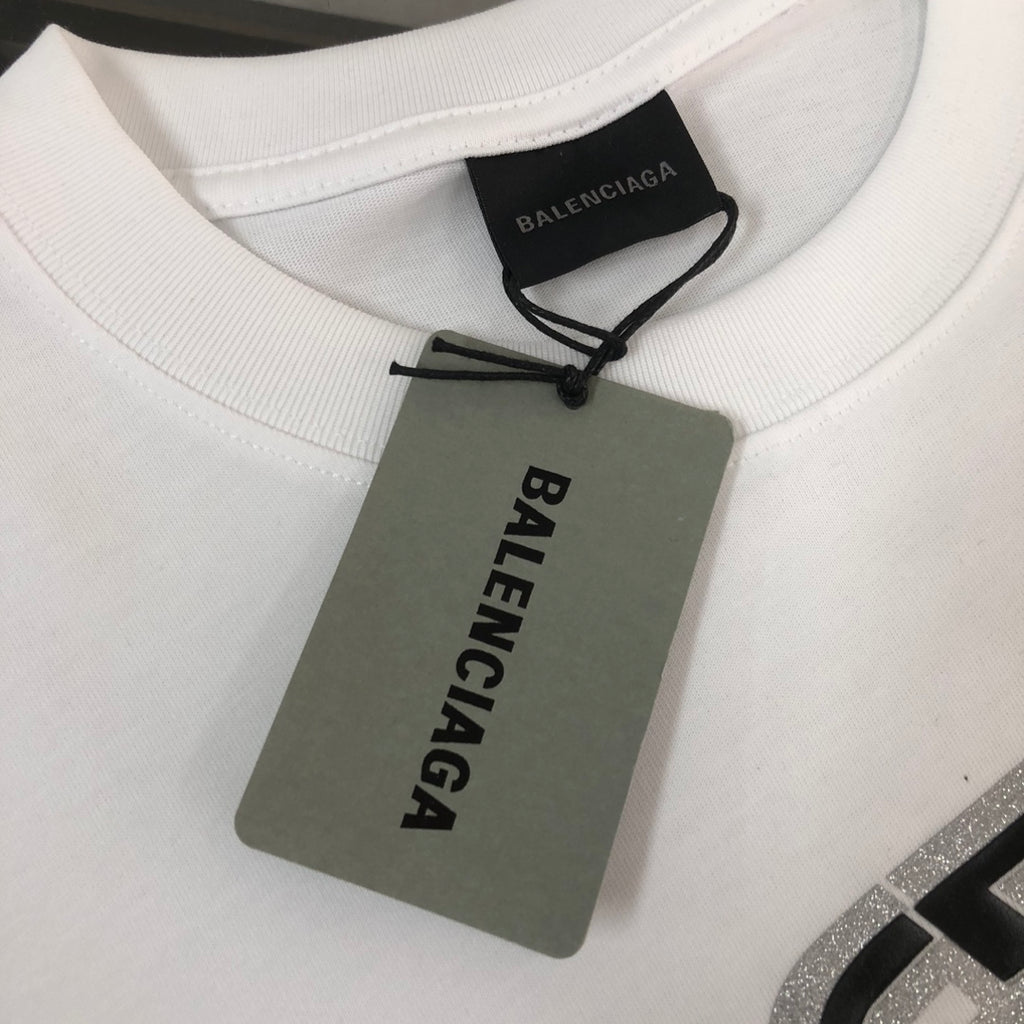 Unisex Oversized Cotton Tee – Bold Minimalist Edition