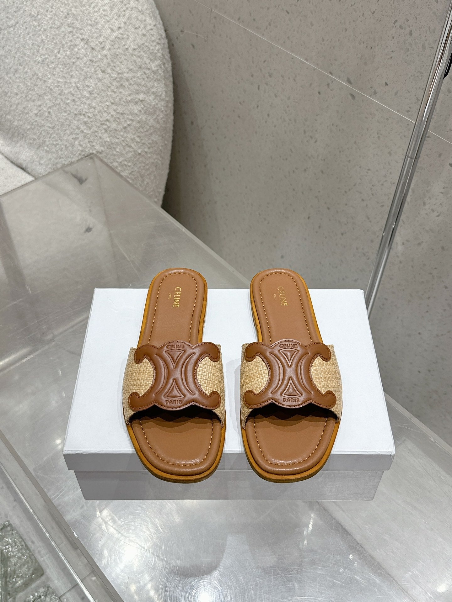 CLN Classic Leather Flat Slide Sandals