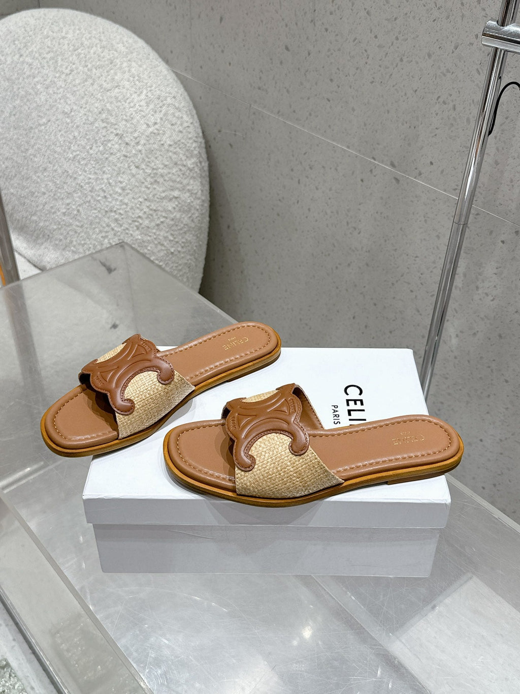 CLN Classic Leather Flat Slide Sandals