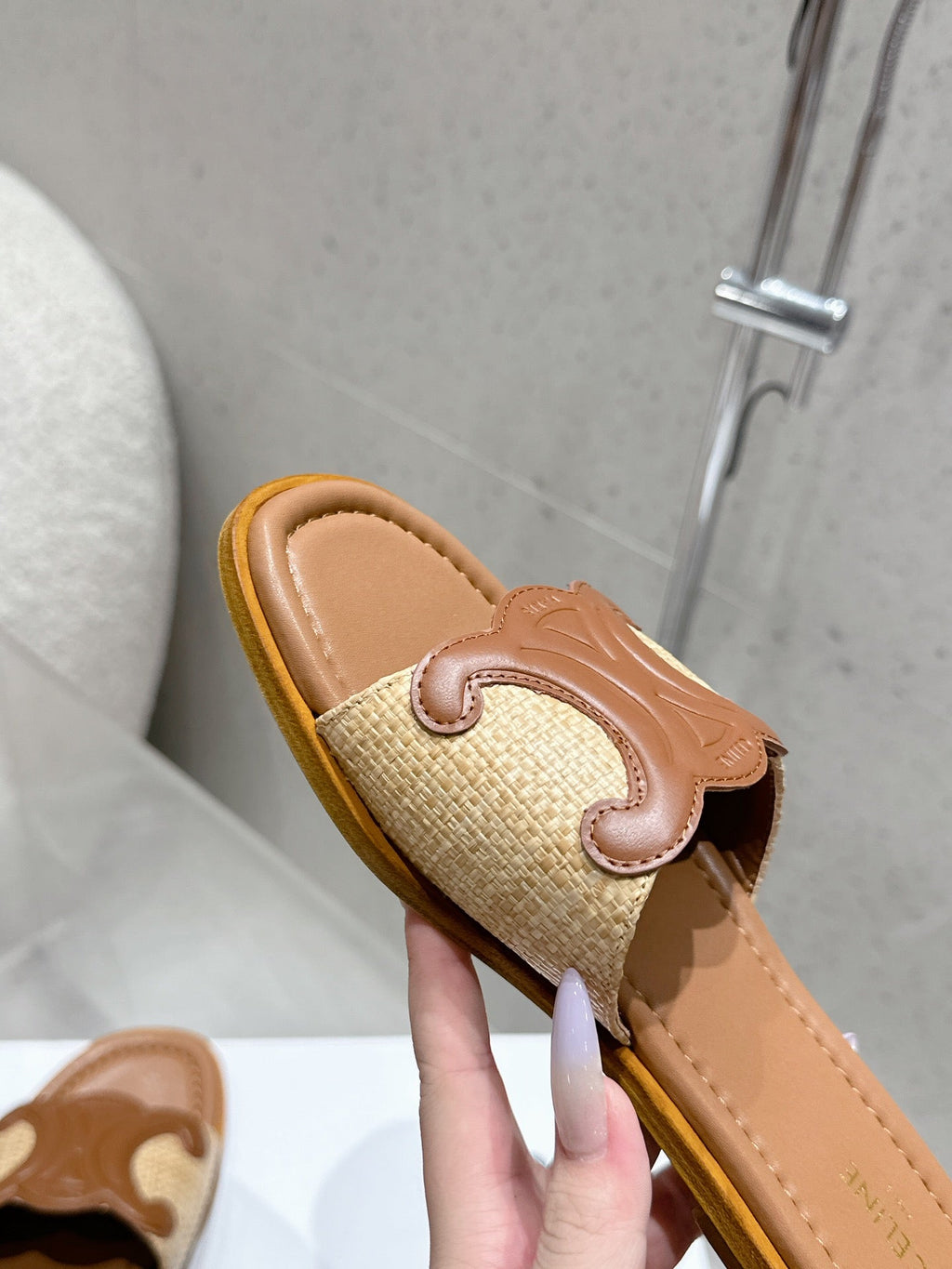 CLN Classic Leather Flat Slide Sandals