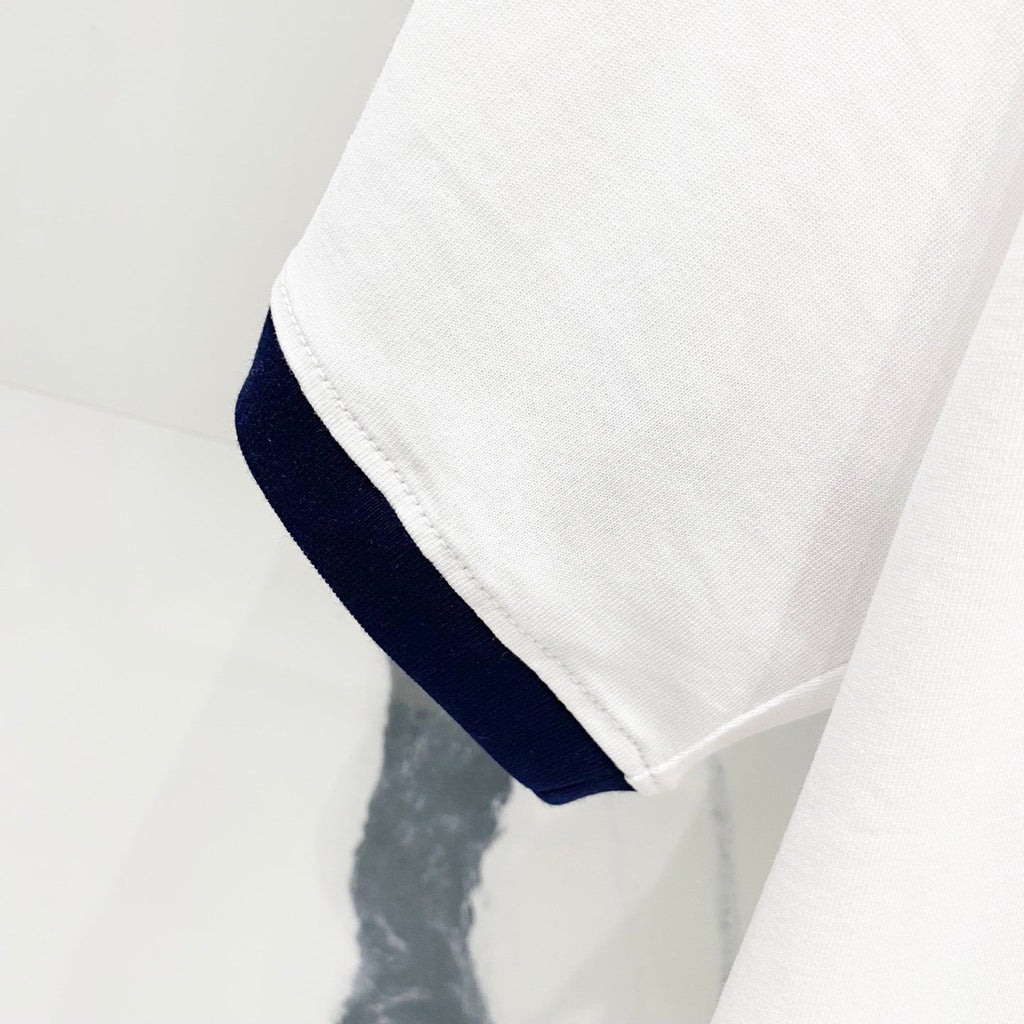 Unisex Retro-Inspired Graphic T-Shirt – 2025 Collection