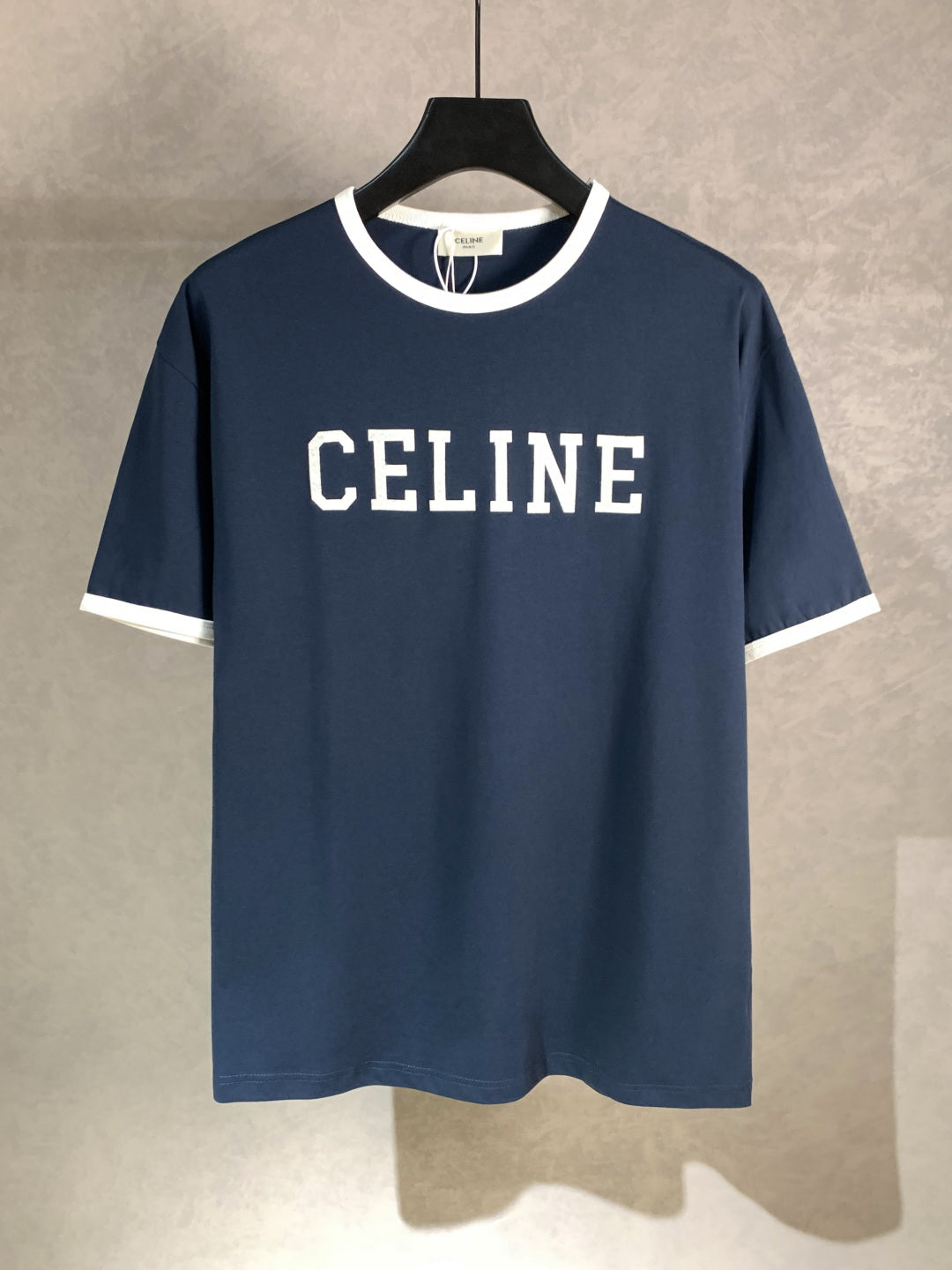 Unisex Velvet Lettering T-Shirt – Oversized Fit