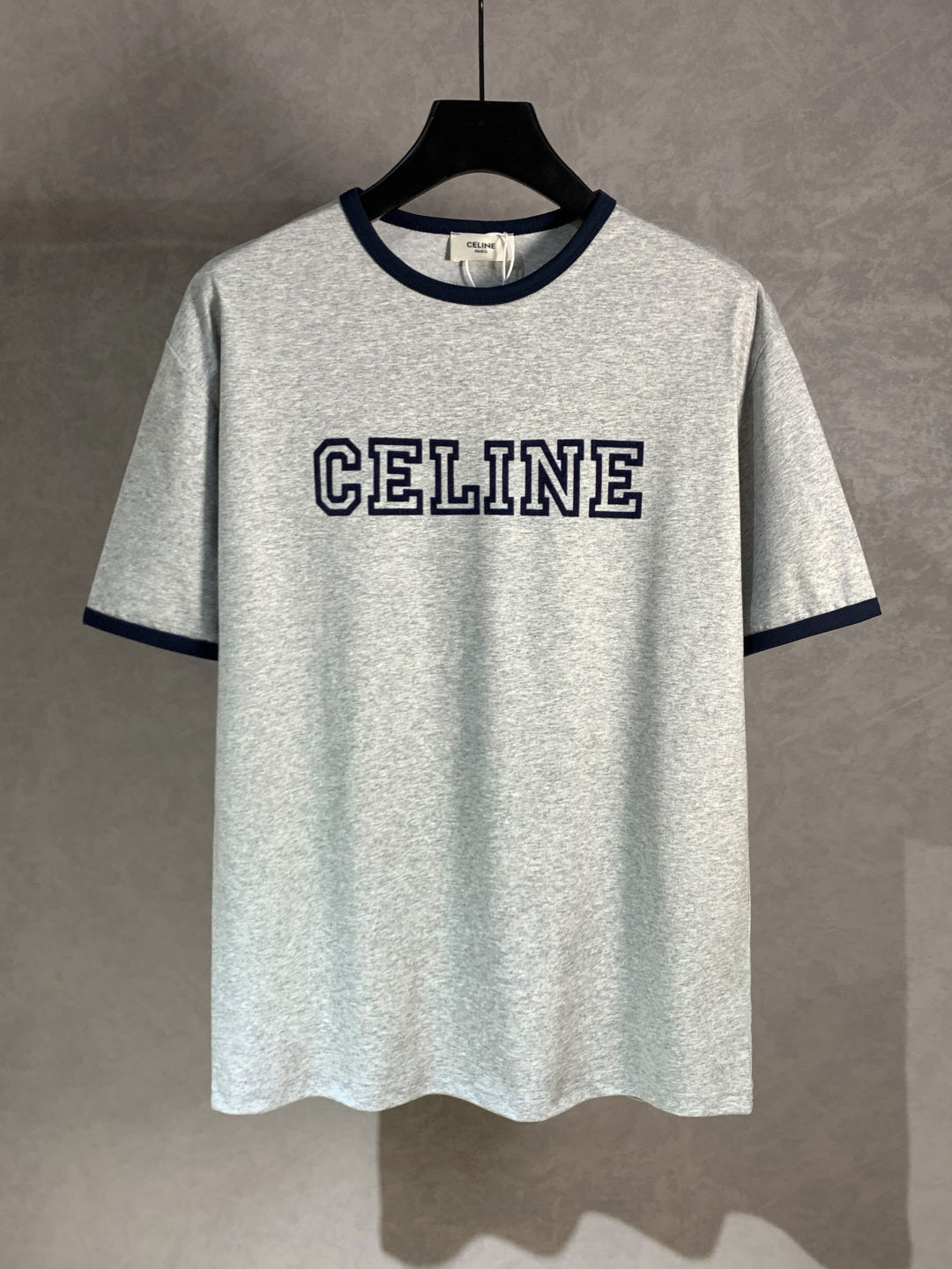 Unisex Velvet Lettering T-Shirt – Oversized Fit