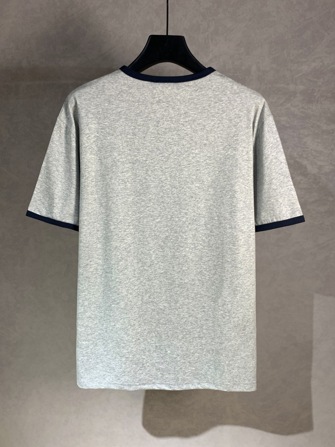 Unisex Velvet Lettering T-Shirt – Oversized Fit
