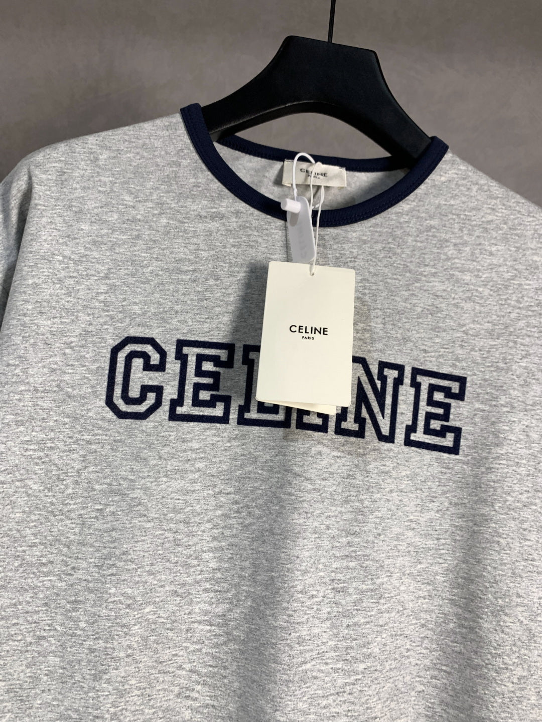 Unisex Velvet Lettering T-Shirt – Oversized Fit