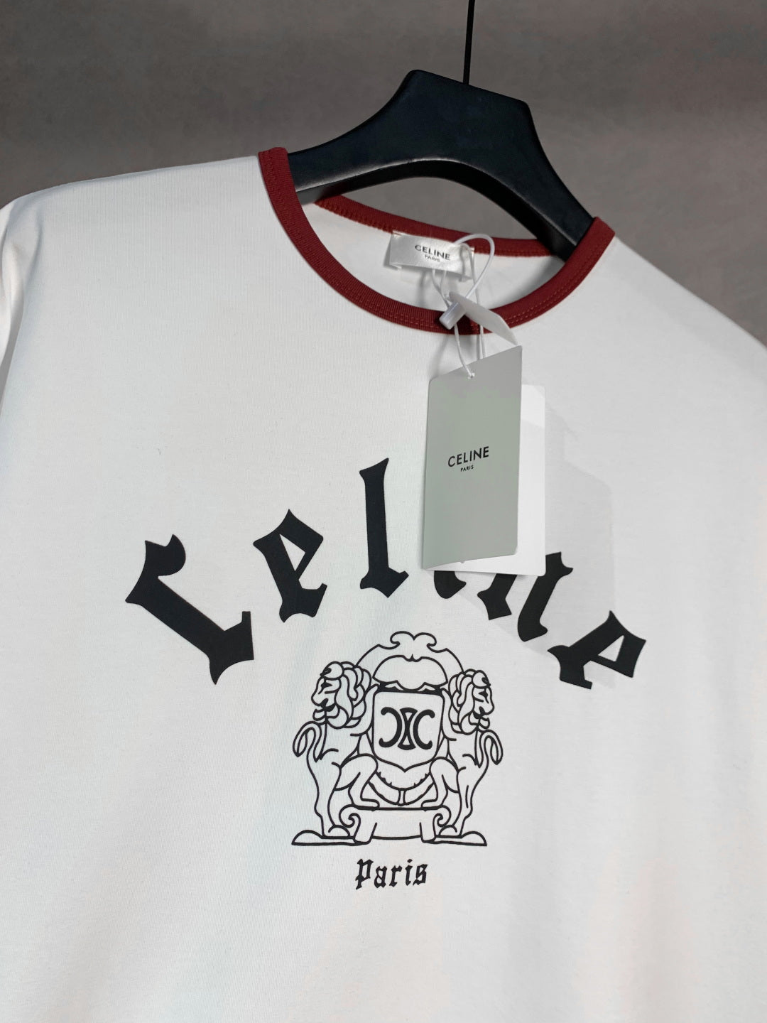 Unisex Velvet Lettering T-Shirt – Oversized Fit