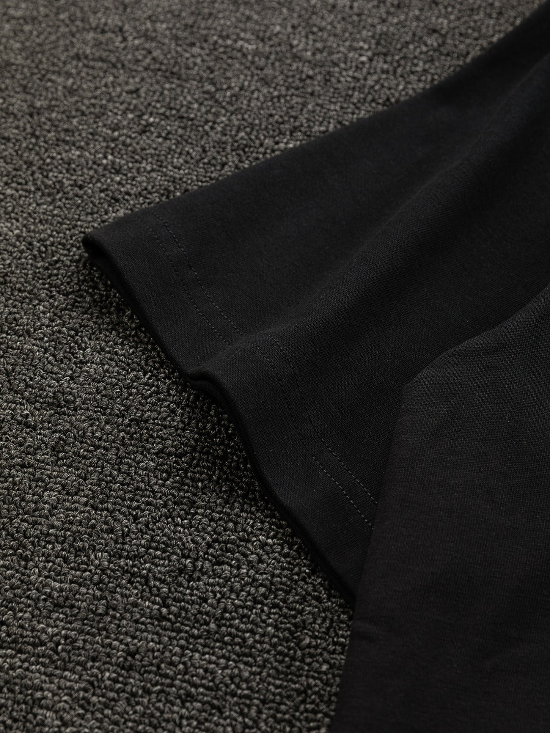 Unisex Embroidered Round-Neck T-Shirt – SunaFujita Collaboration