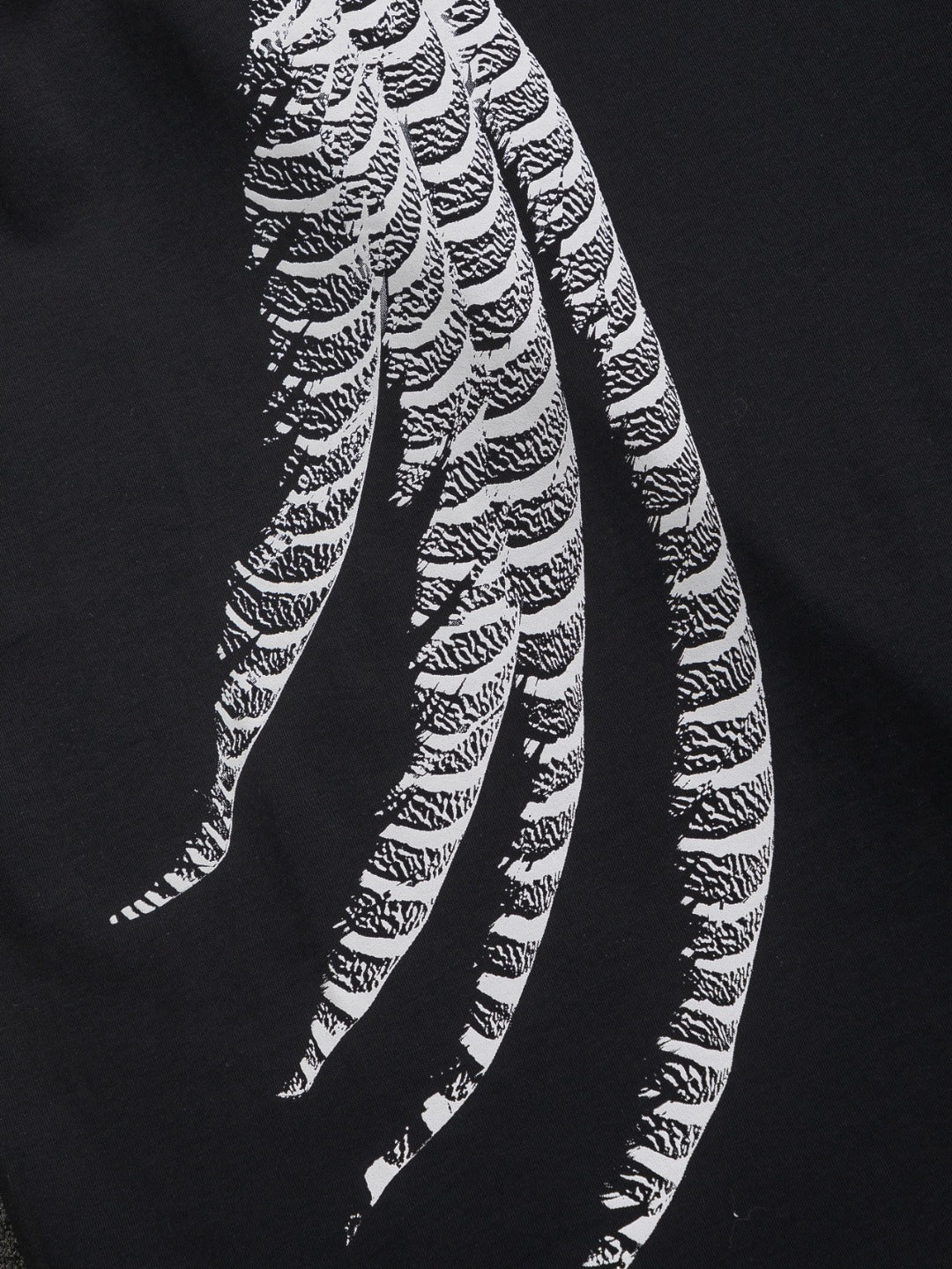 Unisex Feather Print Round-Neck T-Shirt