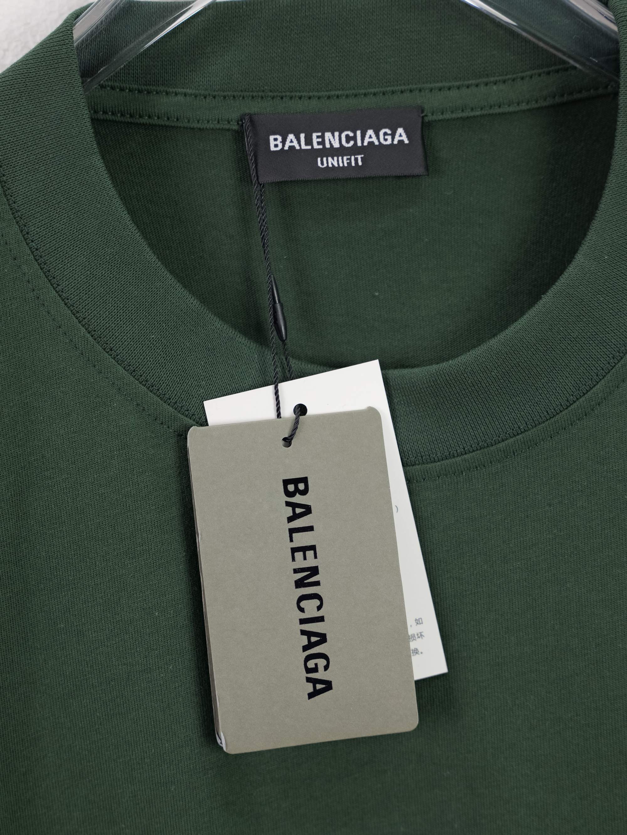 Unisex “PARIS” Logo Print T-Shirt – Premium Cotton