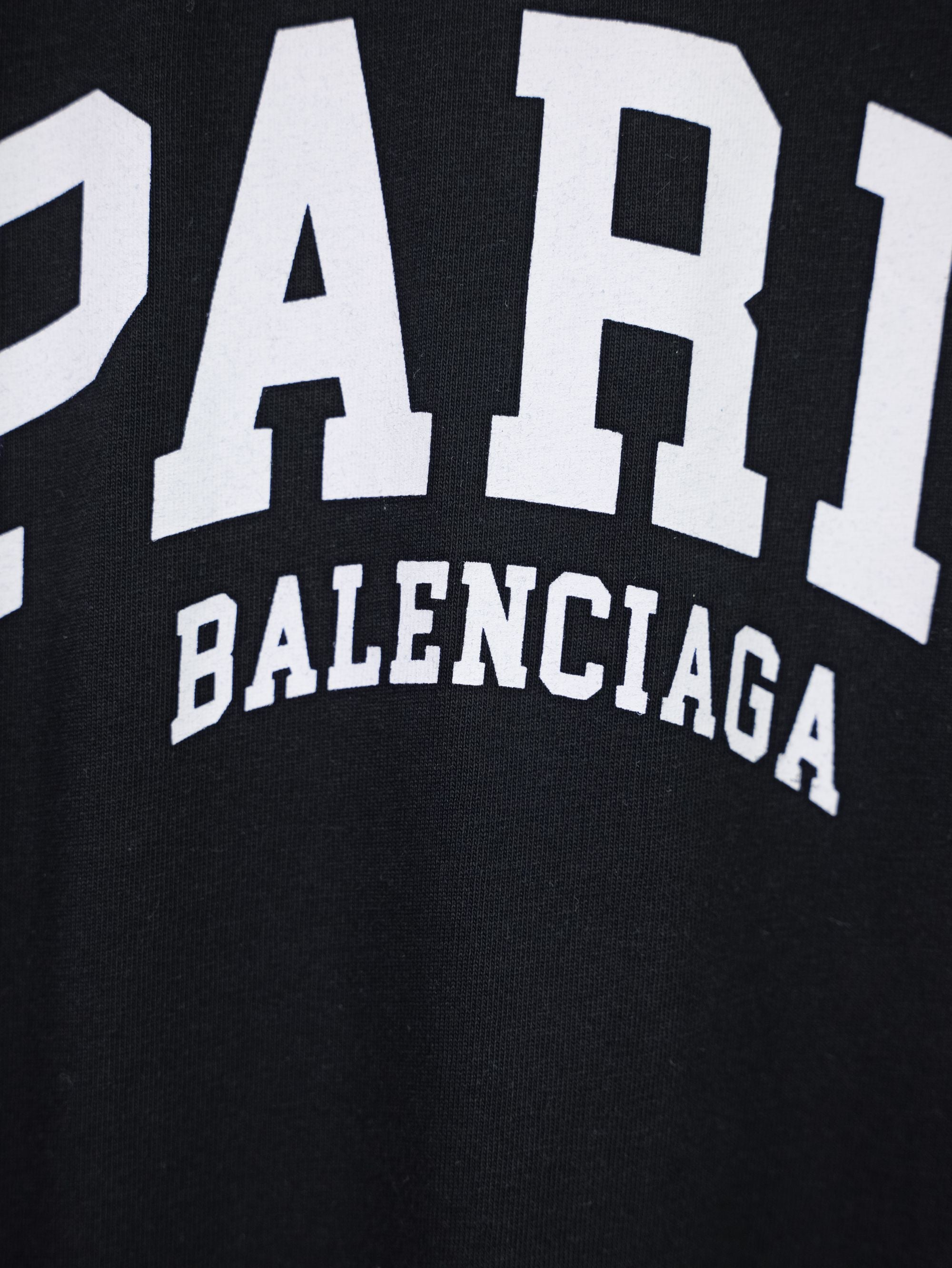 Unisex “PARIS” Logo Print T-Shirt – Premium Cotton