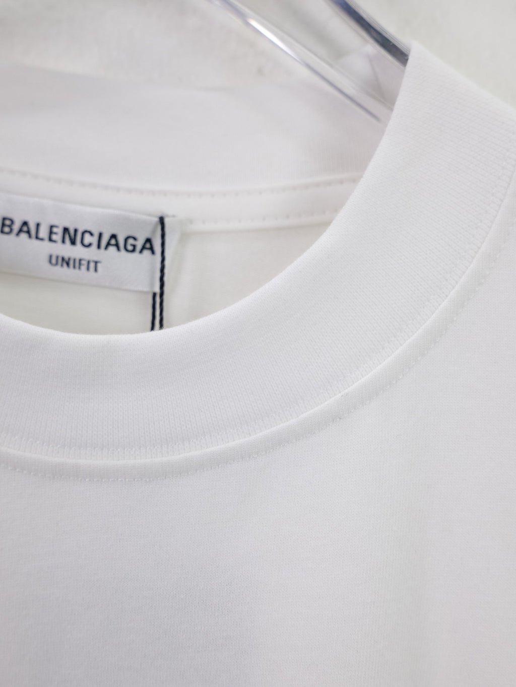 Unisex “PARIS” Logo Print T-Shirt – Premium Cotton