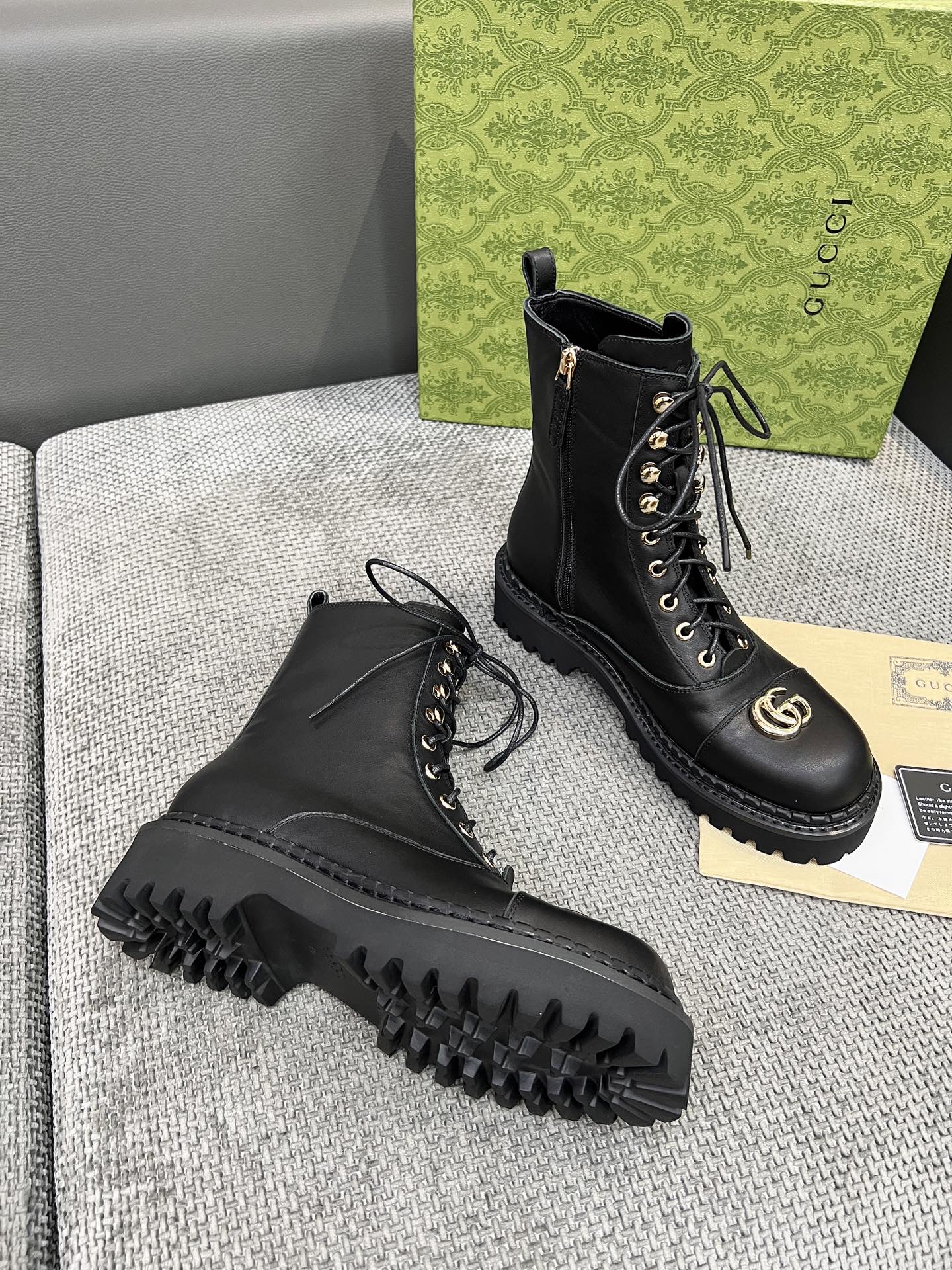 Versatile Lace-Up Leather Martin Boots (2025 Edition)