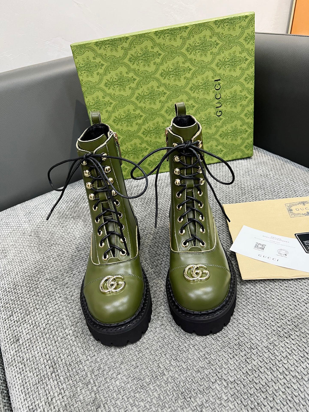 Versatile Lace-Up Leather Martin Boots (2025 Edition)