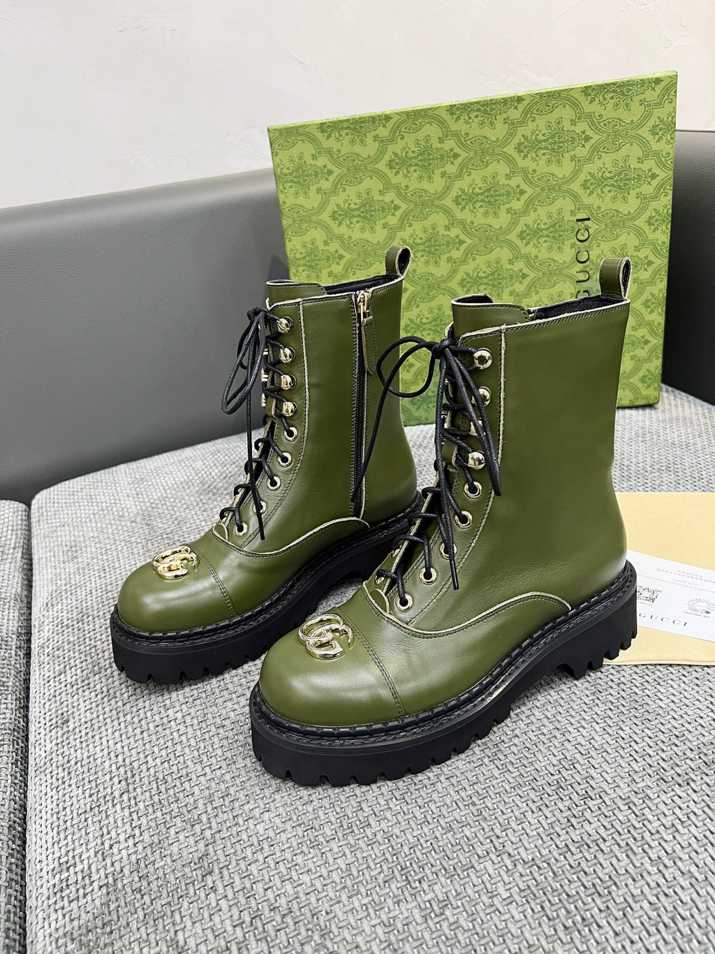 Versatile Lace-Up Leather Martin Boots (2025 Edition)