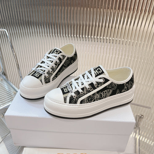 2025 Embroidered Platform Canvas Sneakers