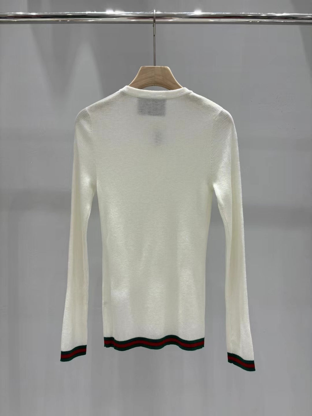 Early Fall Slim-Fit Contrast Wool Sweater