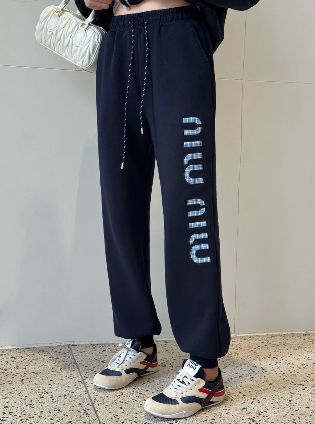 Cozy & Chic Athleisure Set (Two-Piece)